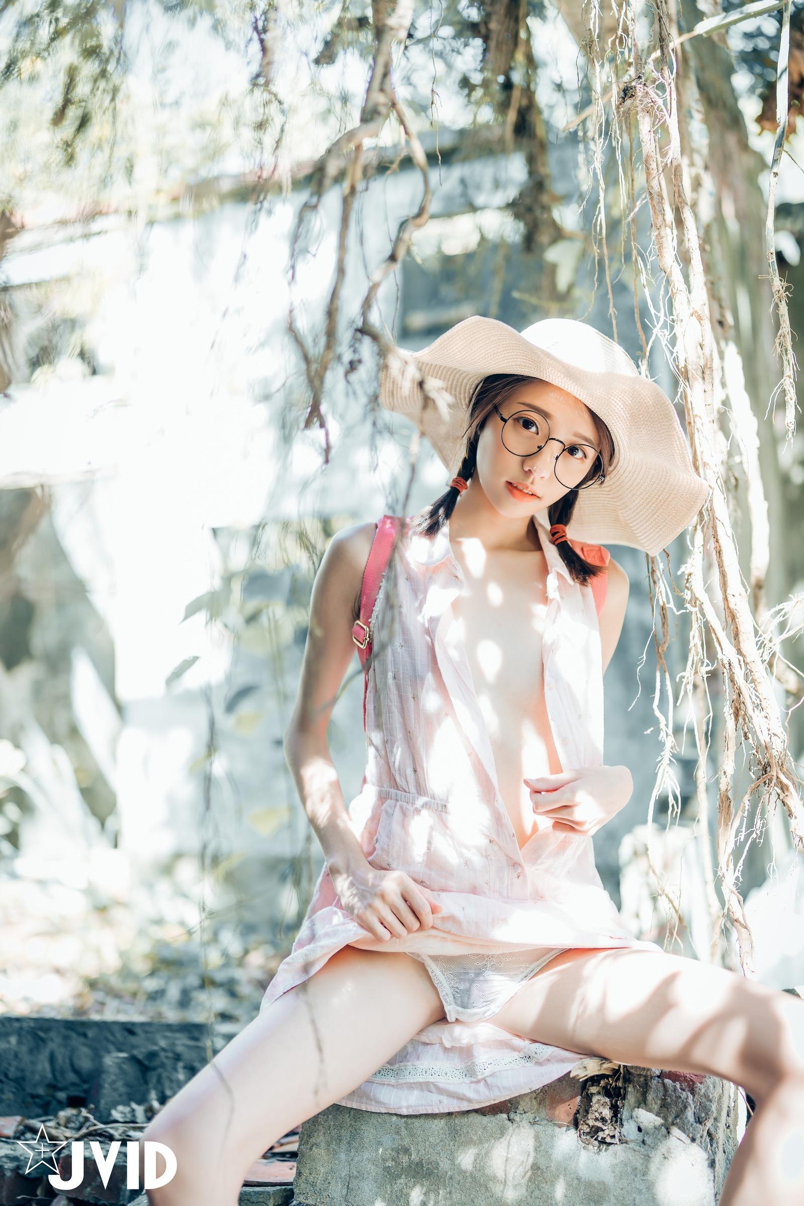 JVID:妍妍 - 抓精虫的小女孩 24 JVID:妍妍 - 抓精虫的小女孩