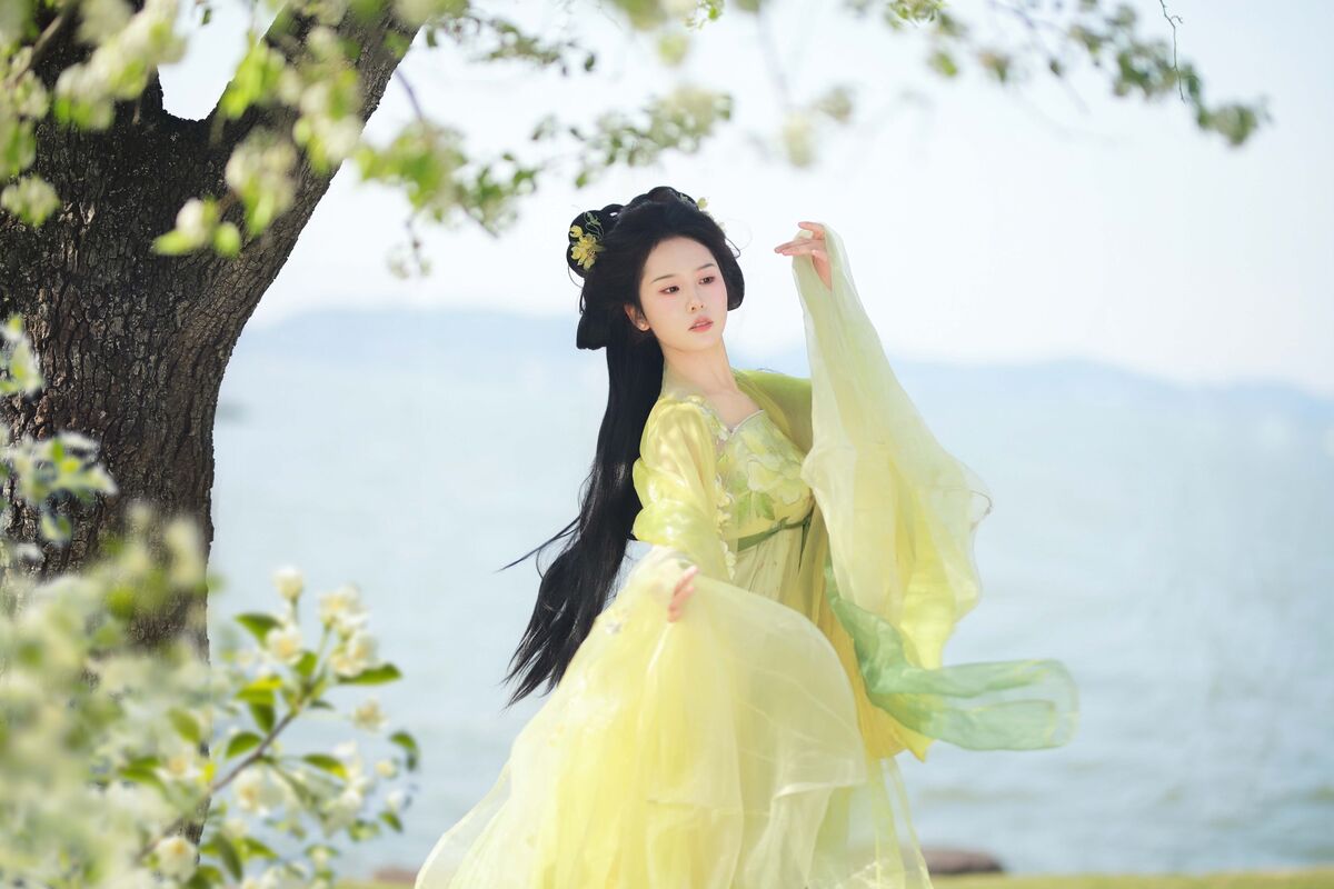 YiTuYu艺图语 Vol.9934 Han Han Ting 2 YiTuYu艺图语 Vol.9934 Han Han Ting