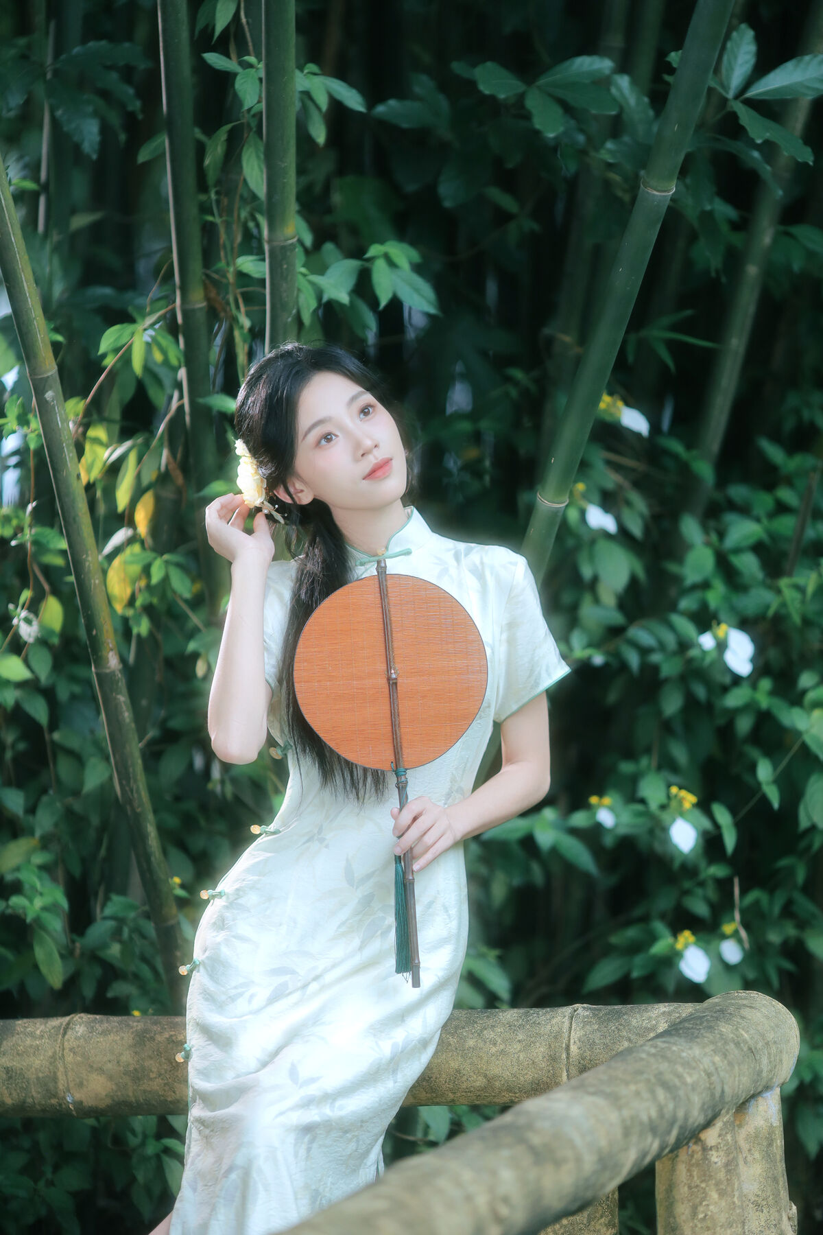 YiTuYu艺图语 Vol.9886 Zhong Ting Er 6 YiTuYu艺图语 Vol.9886 Zhong Ting Er