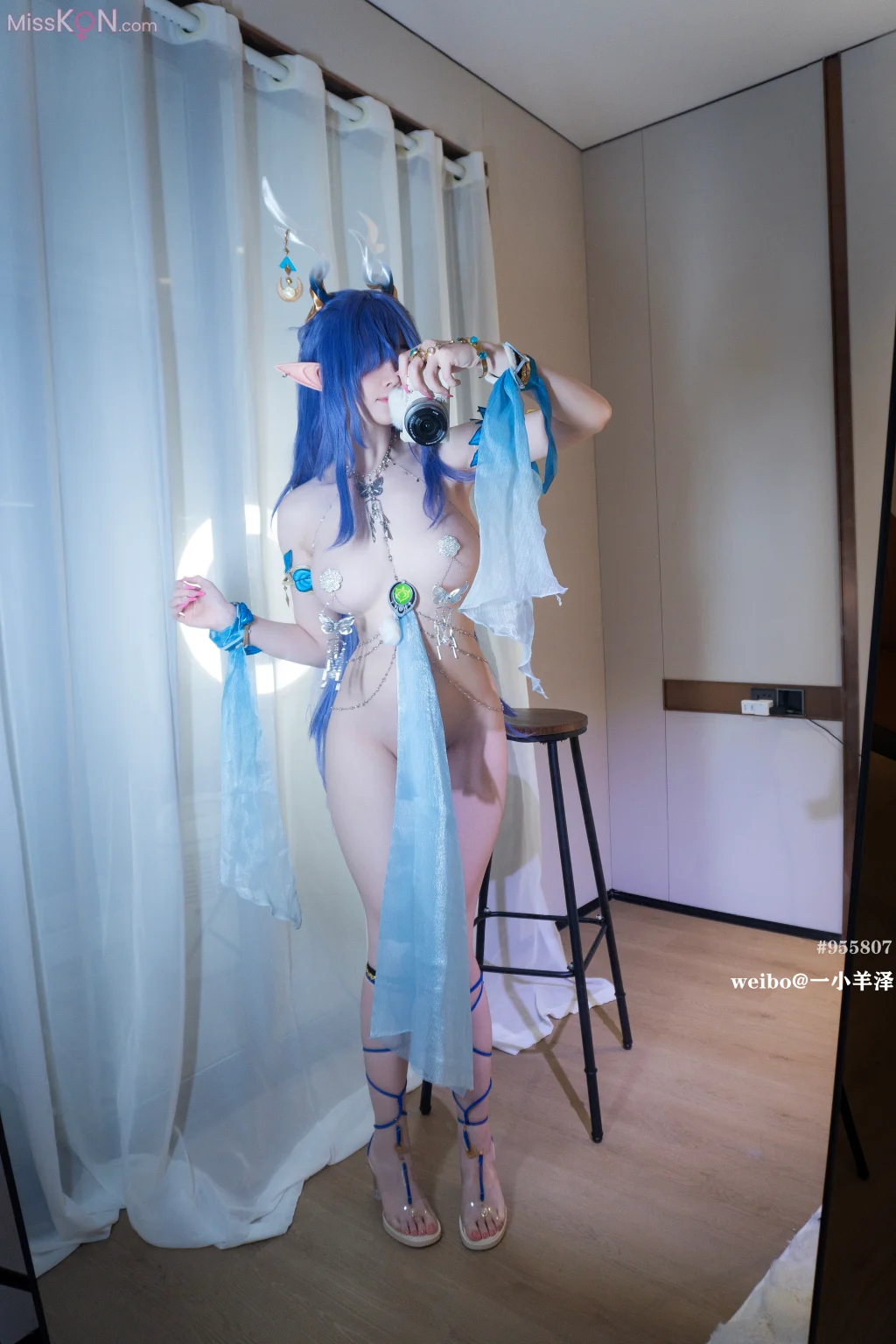 Coser@一小央泽 (yixiaoyangze): 霜铃银鹿 菈乌玛 11 Coser@一小央泽 (yixiaoyangze): 霜铃银鹿 菈乌玛