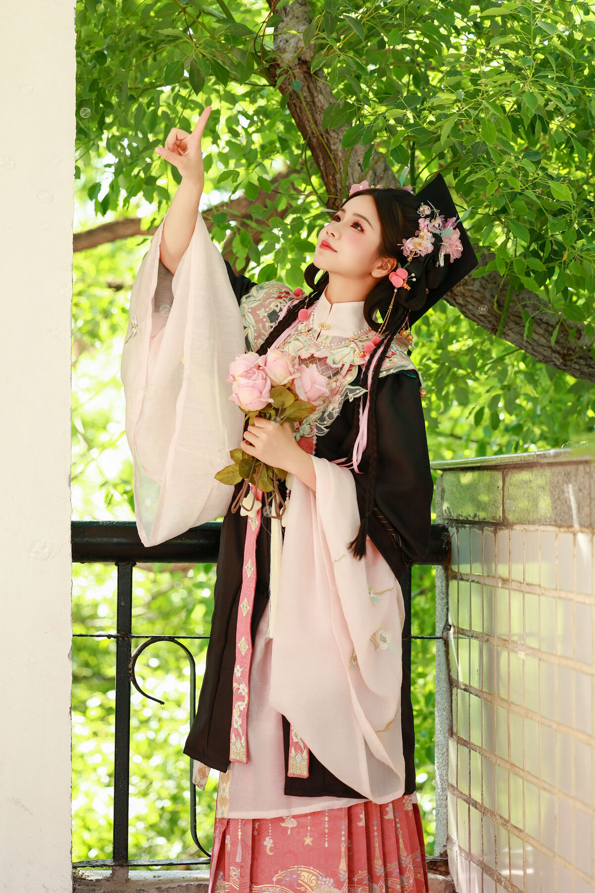 YiTuYu艺图语 Vol.9970 Xiao Du Tong Xue 4 YiTuYu艺图语 Vol.9970 Xiao Du Tong Xue