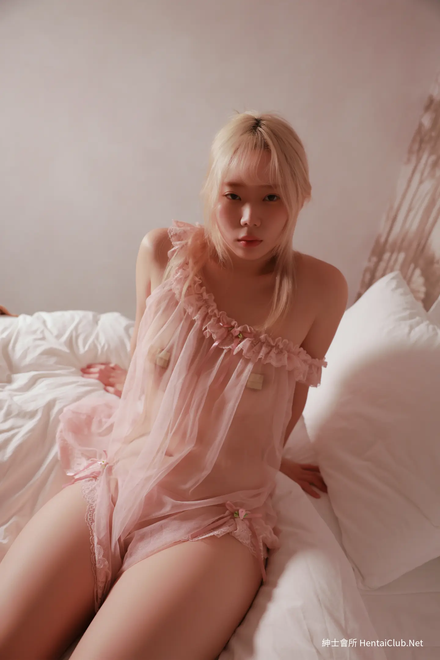 MyuA 뮤아 SWEETBOX Black Swan 81 MyuA 뮤아 SWEETBOX Black Swan