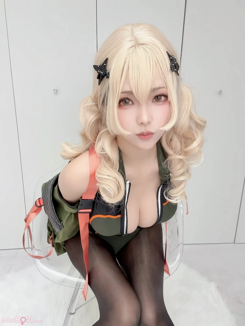 Coser@Ely_eee (ElyEE子): May 2026 Extras and Video 11 Coser@Ely_eee (ElyEE子): May 2026 Extras and Video