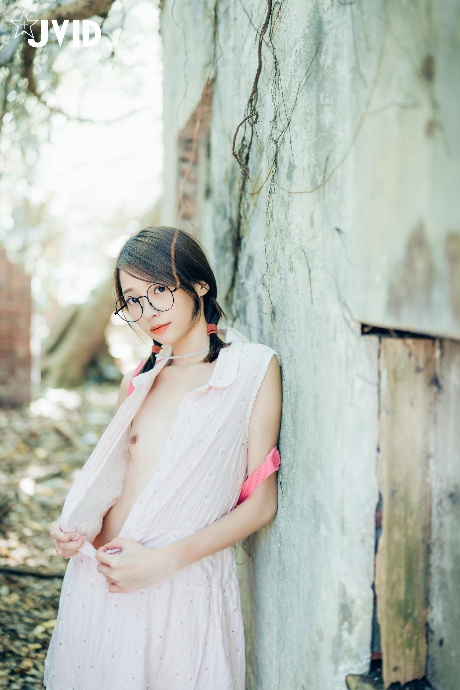 JVID:妍妍 - 抓精虫的小女孩 45 JVID:妍妍 - 抓精虫的小女孩