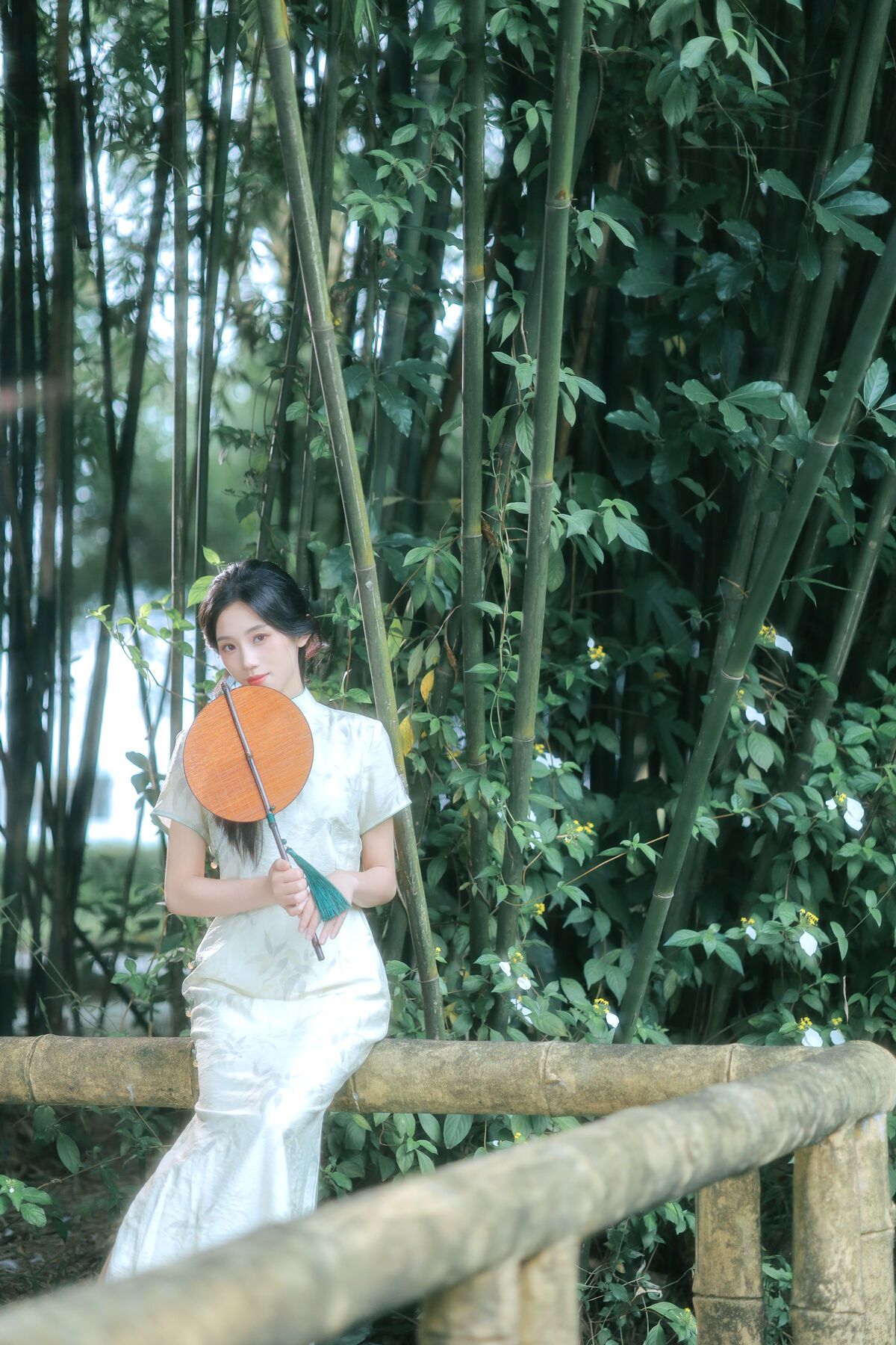 YiTuYu艺图语 Vol.9886 Zhong Ting Er 9 YiTuYu艺图语 Vol.9886 Zhong Ting Er