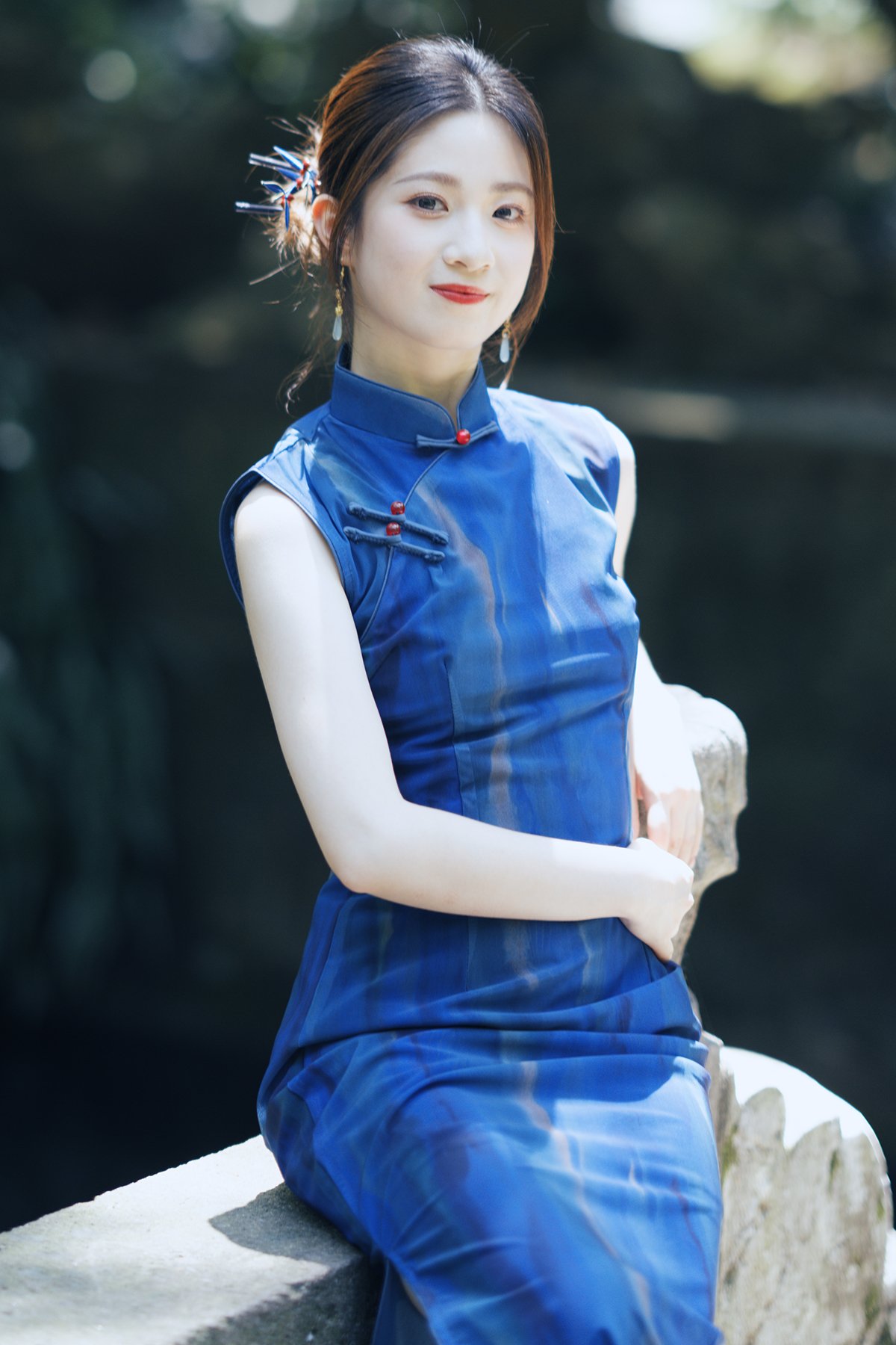 YiTuYu艺图语 Vol.9949 Li Li 1 YiTuYu艺图语 Vol.9949 Li Li