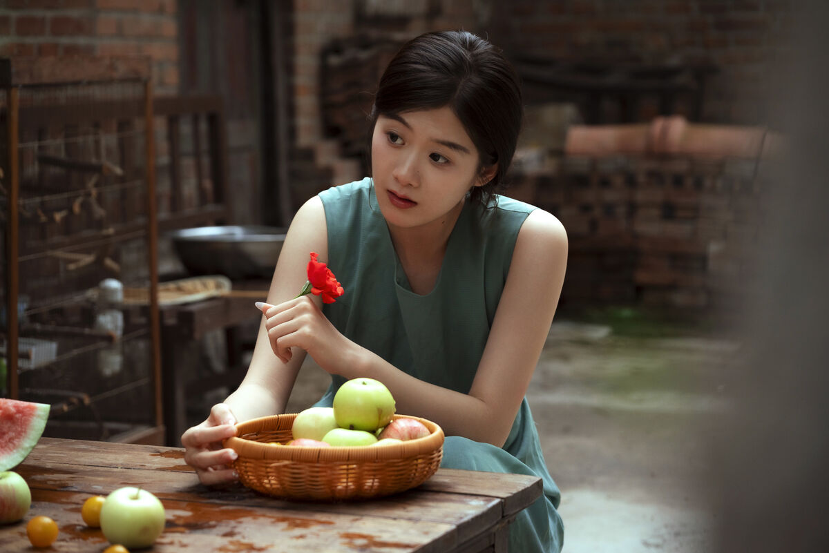 YiTuYu艺图语 Vol.9951 Tou He Yi Kou Xue Bi 22 YiTuYu艺图语 Vol.9951 Tou He Yi Kou Xue Bi