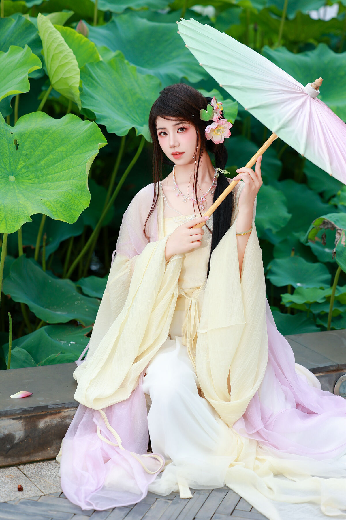 YiTuYu艺图语 Vol.9955 Xiao Du Tong Xue 19 YiTuYu艺图语 Vol.9955 Xiao Du Tong Xue