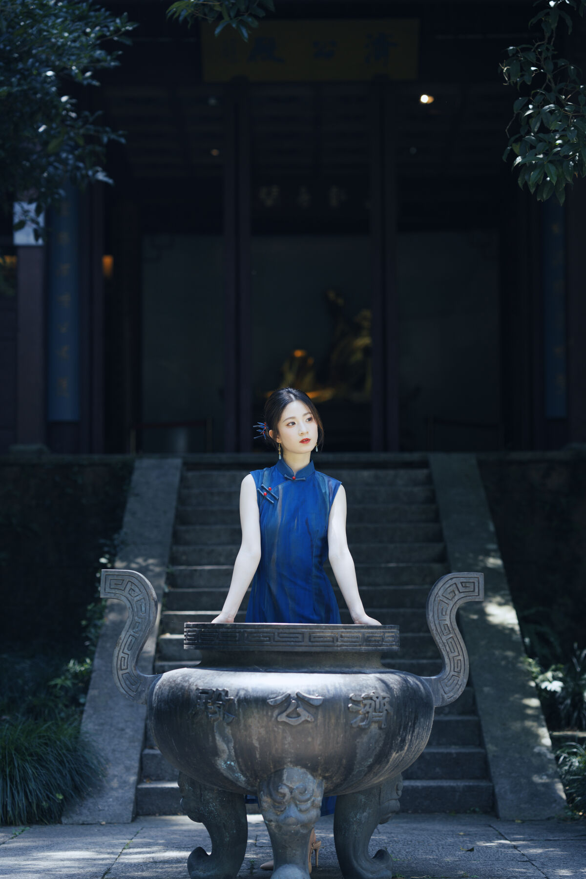 YiTuYu艺图语 Vol.9949 Li Li 24 YiTuYu艺图语 Vol.9949 Li Li