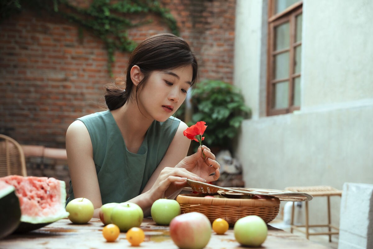 YiTuYu艺图语 Vol.9951 Tou He Yi Kou Xue Bi 28 YiTuYu艺图语 Vol.9951 Tou He Yi Kou Xue Bi