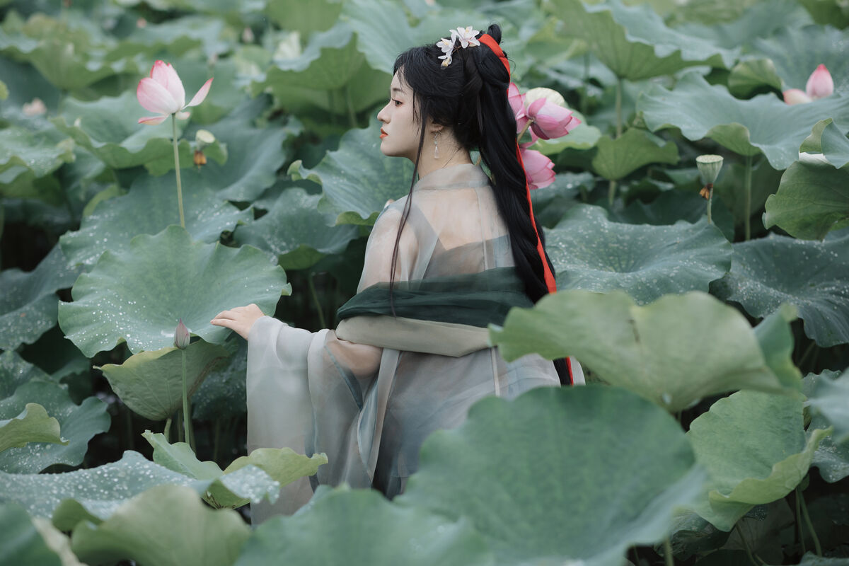 YiTuYu艺图语 Vol.9895 Yuan Di Diao Xian Qu Ye Nao 14 YiTuYu艺图语 Vol.9895 Yuan Di Diao Xian Qu Ye Nao