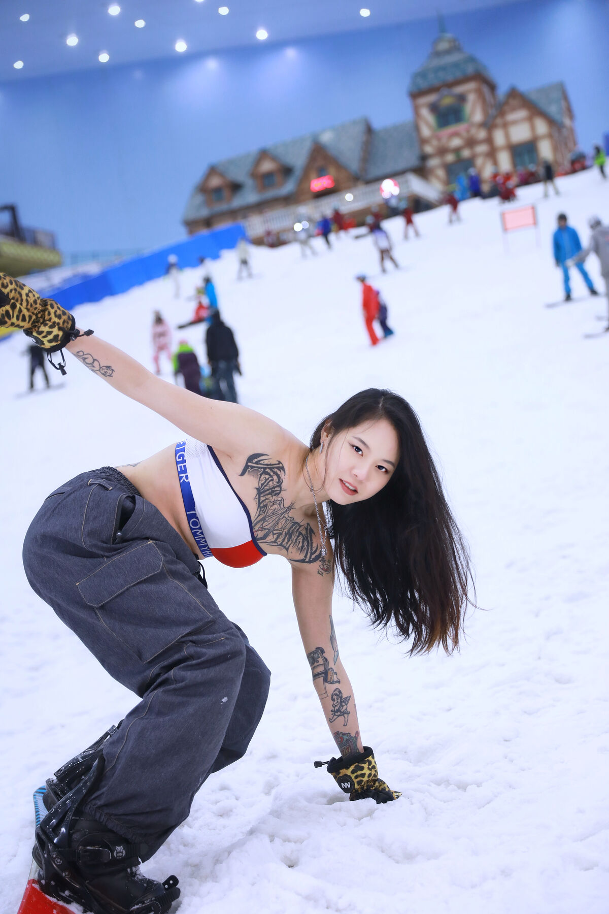 YiTuYu艺图语 Vol.9905 Gigi 9 YiTuYu艺图语 Vol.9905 Gigi