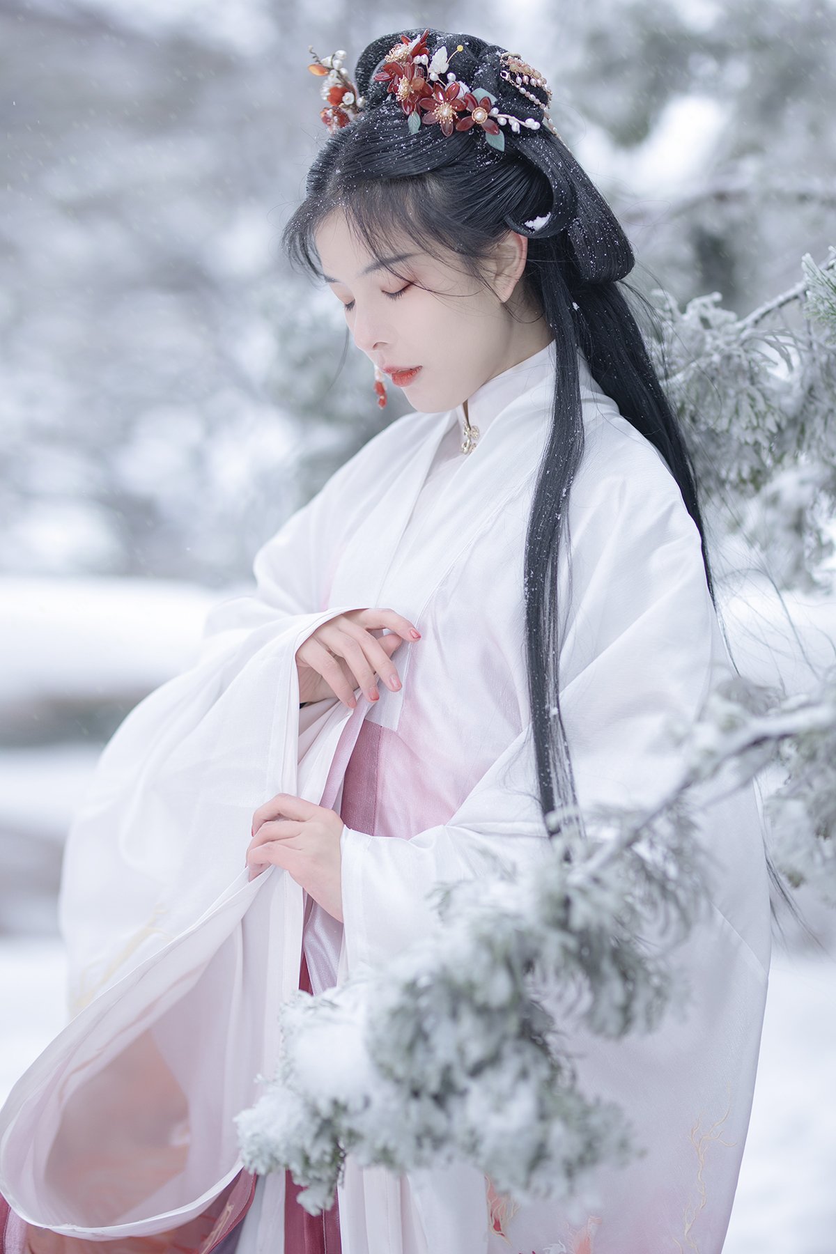 YiTuYu艺图语 Vol.9996 Yukin Yuan Yuan 10 YiTuYu艺图语 Vol.9996 Yukin Yuan Yuan