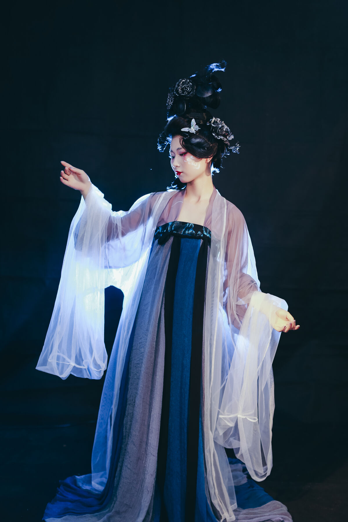 YiTuYu艺图语 Vol.9880 Wei Lan 30 YiTuYu艺图语 Vol.9880 Wei Lan