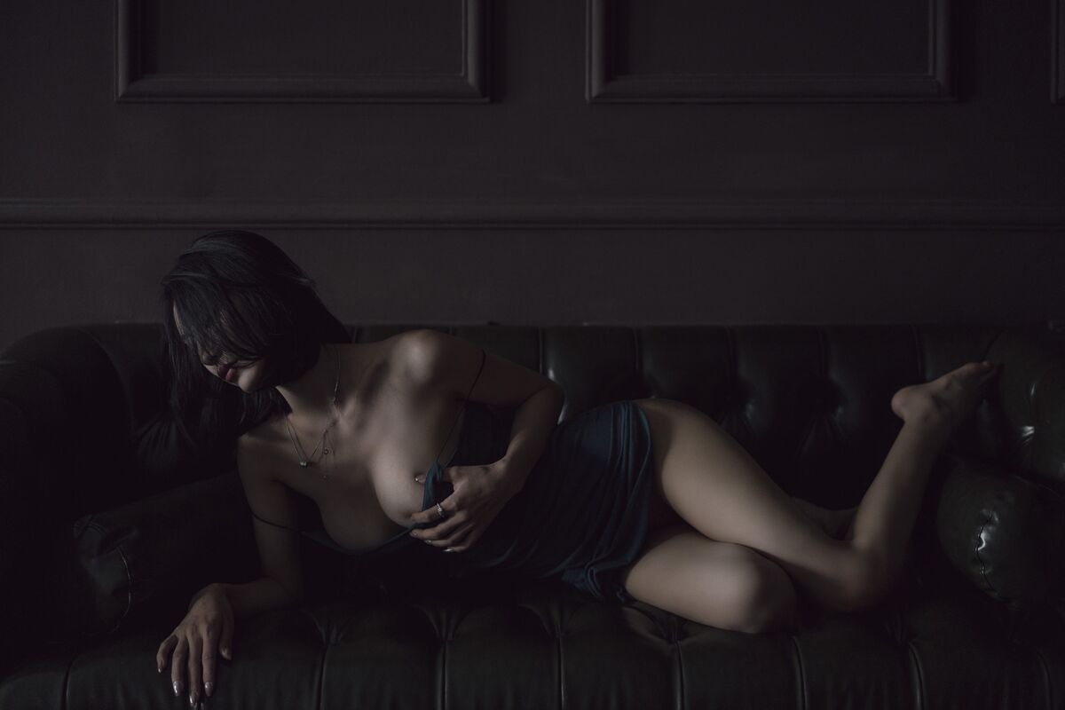 XR Uncensored lingyu69 - R18 秀人网模特 欲望沙发 46 XR Uncensored lingyu69 - R18 秀人网模特 欲望沙发