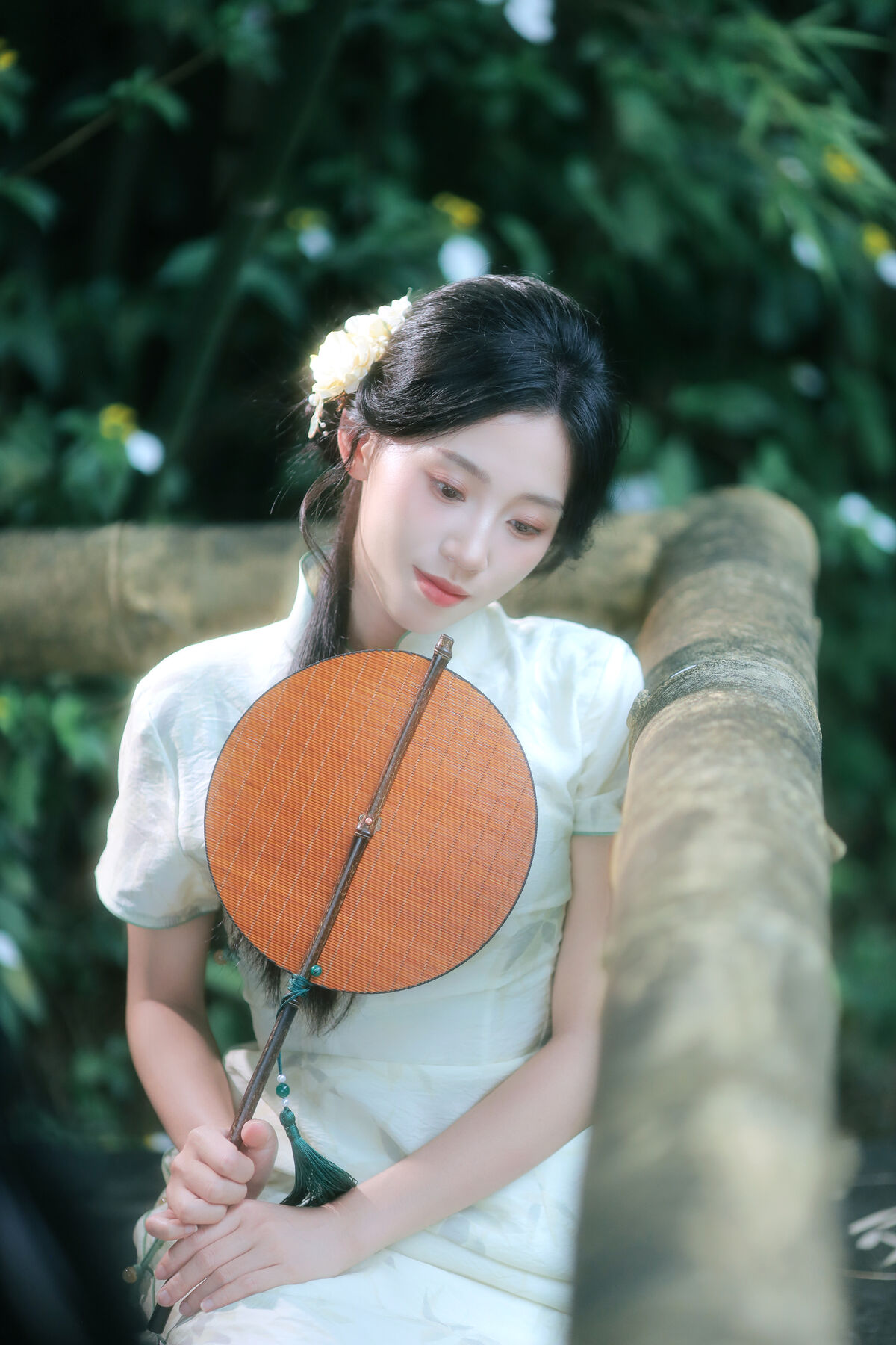 YiTuYu艺图语 Vol.9886 Zhong Ting Er 12 YiTuYu艺图语 Vol.9886 Zhong Ting Er