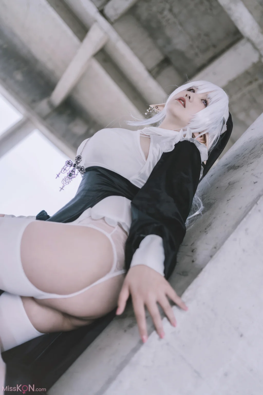Coser@阿半今天很开心: 精灵修女