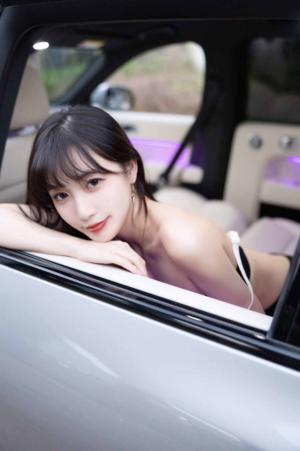 内购无水印 Lin Xing Lan 林星阑 - 秀人网模特 红衣黑丝 55 内购无水印 Lin Xing Lan 林星阑 - 秀人网模特 红衣黑丝