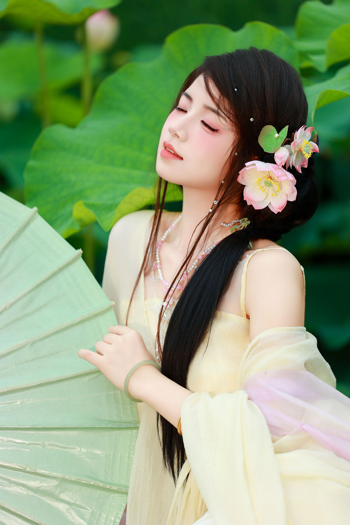YiTuYu艺图语 Vol.9955 Xiao Du Tong Xue 28 YiTuYu艺图语 Vol.9955 Xiao Du Tong Xue