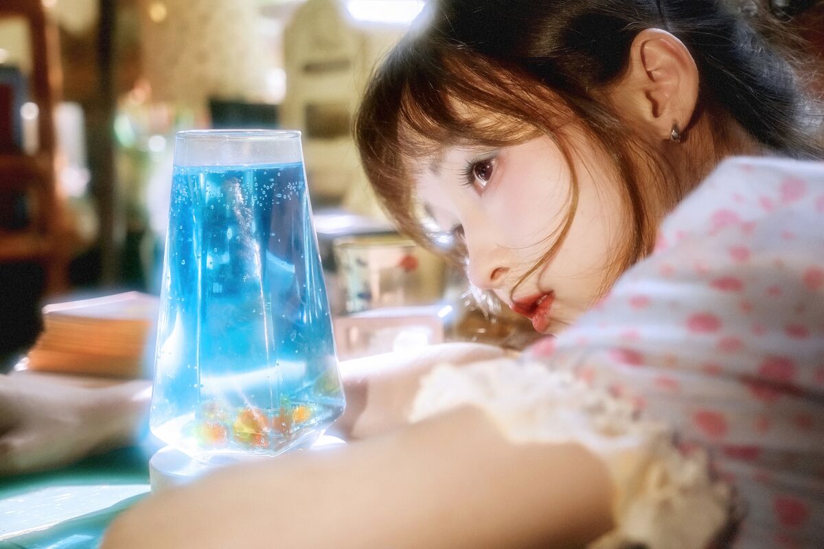 YiTuYu艺图语 Vol.9950 Wu Uzutaka Shojo 15 YiTuYu艺图语 Vol.9950 Wu Uzutaka Shojo