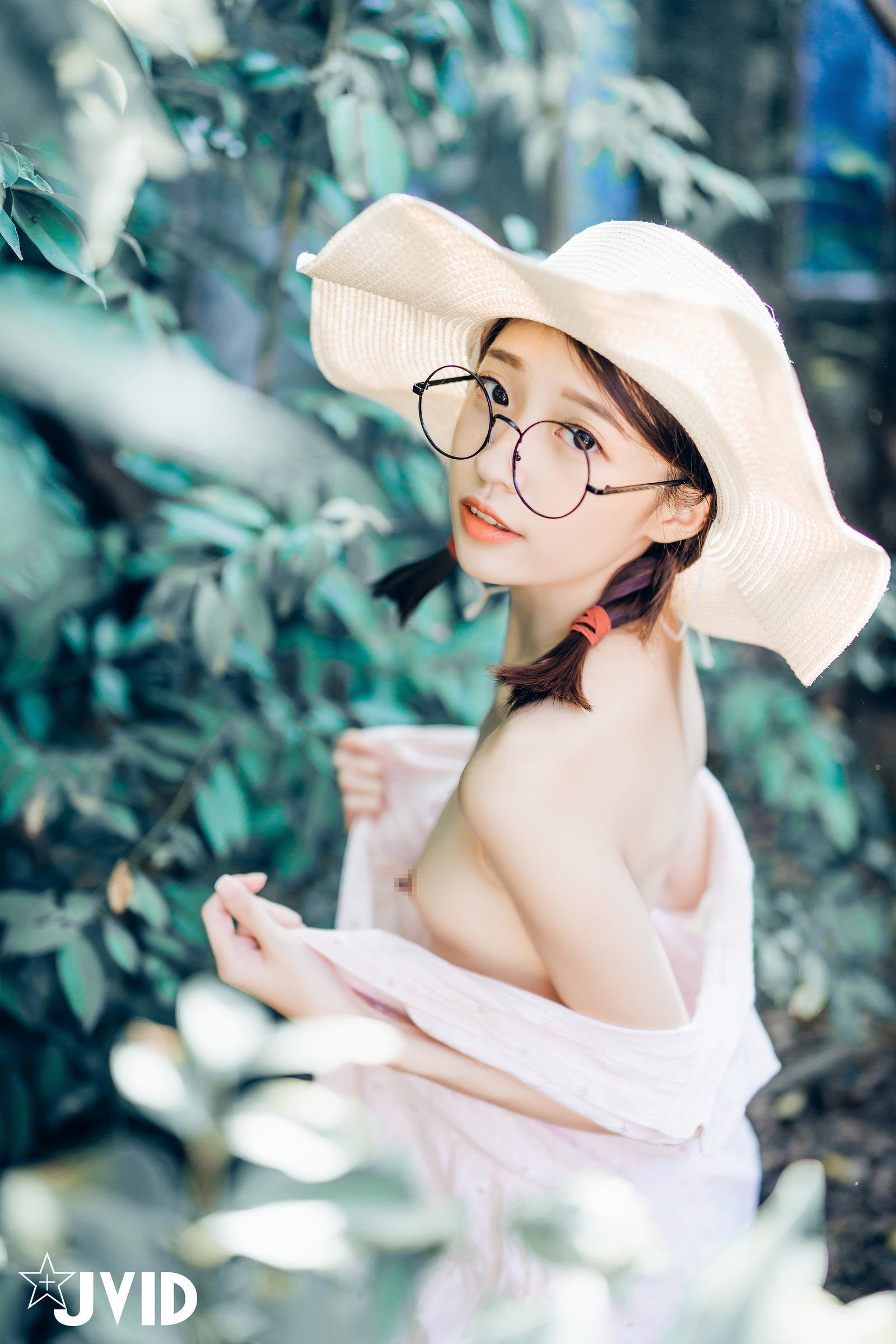 JVID:妍妍 - 抓精虫的小女孩 88 JVID:妍妍 - 抓精虫的小女孩