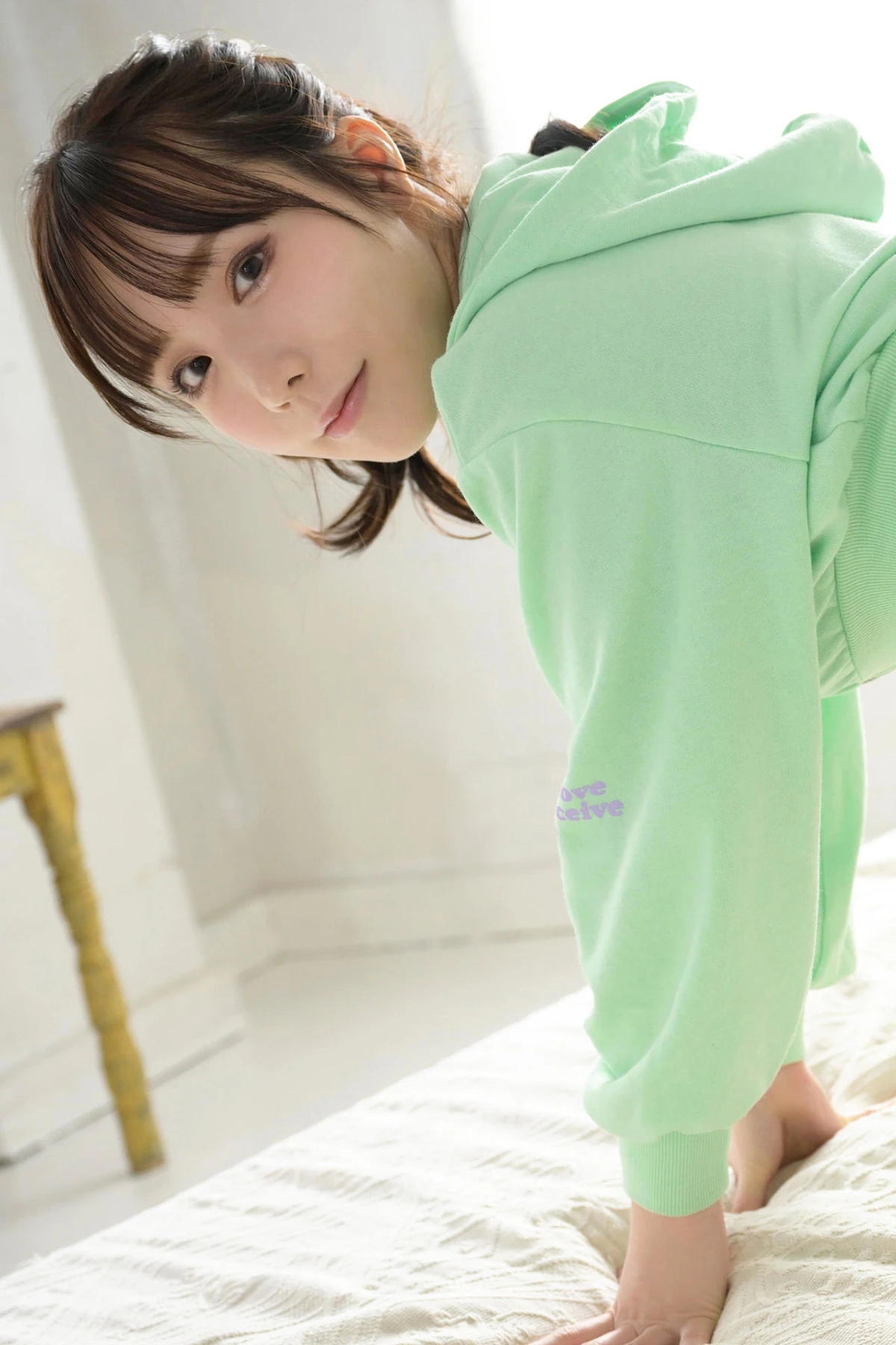 Ao Ebisaki 海老咲あお – FRIDAYデジタル写真集 「あおに染まる vol.2 120ページ豪華版」 16 Ao Ebisaki 海老咲あお – FRIDAYデジタル写真集 「あおに染まる vol.2 120ページ豪華版」