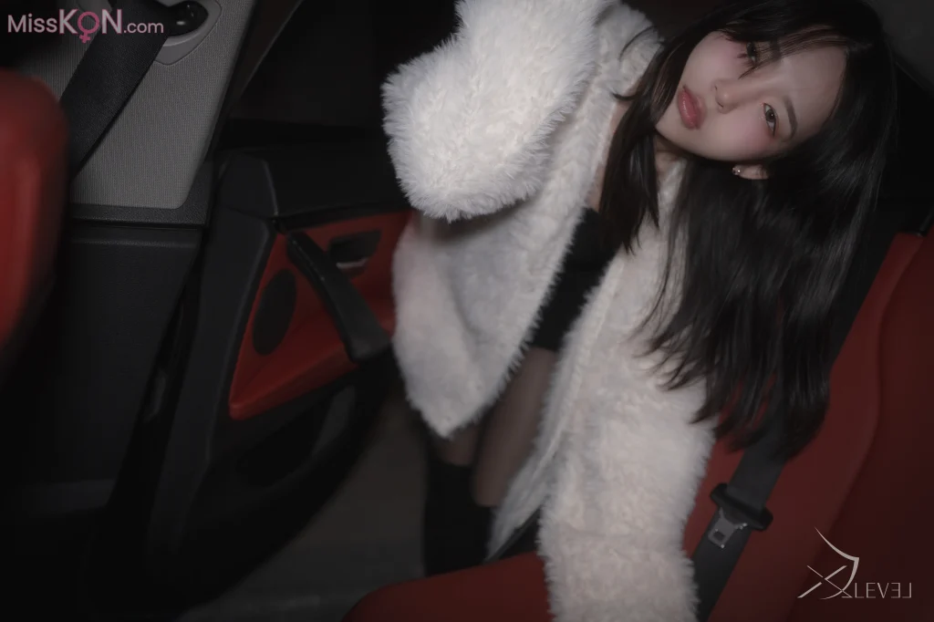X-LEVEL Yeha (예하): Black Out 28 X-LEVEL Yeha (예하): Black Out
