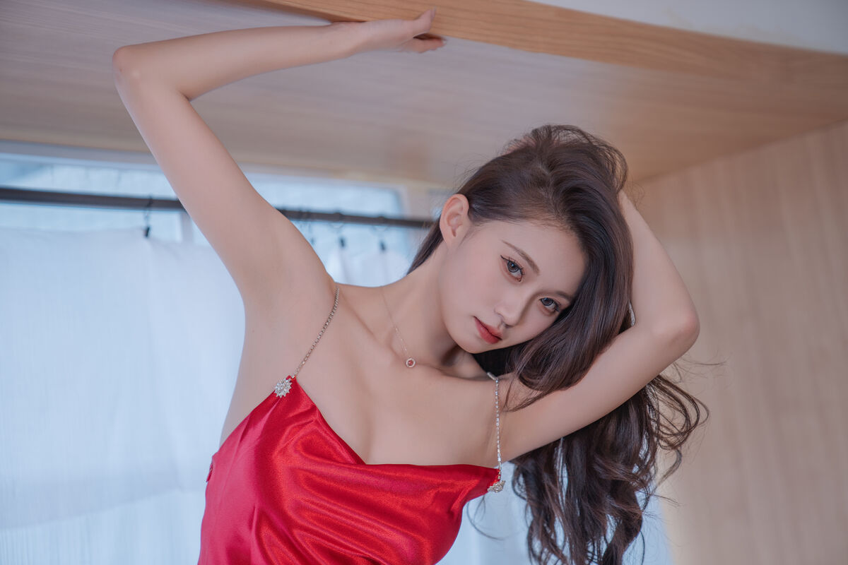 YiTuYu艺图语 Vol.9917 Model Liu 24 YiTuYu艺图语 Vol.9917 Model Liu