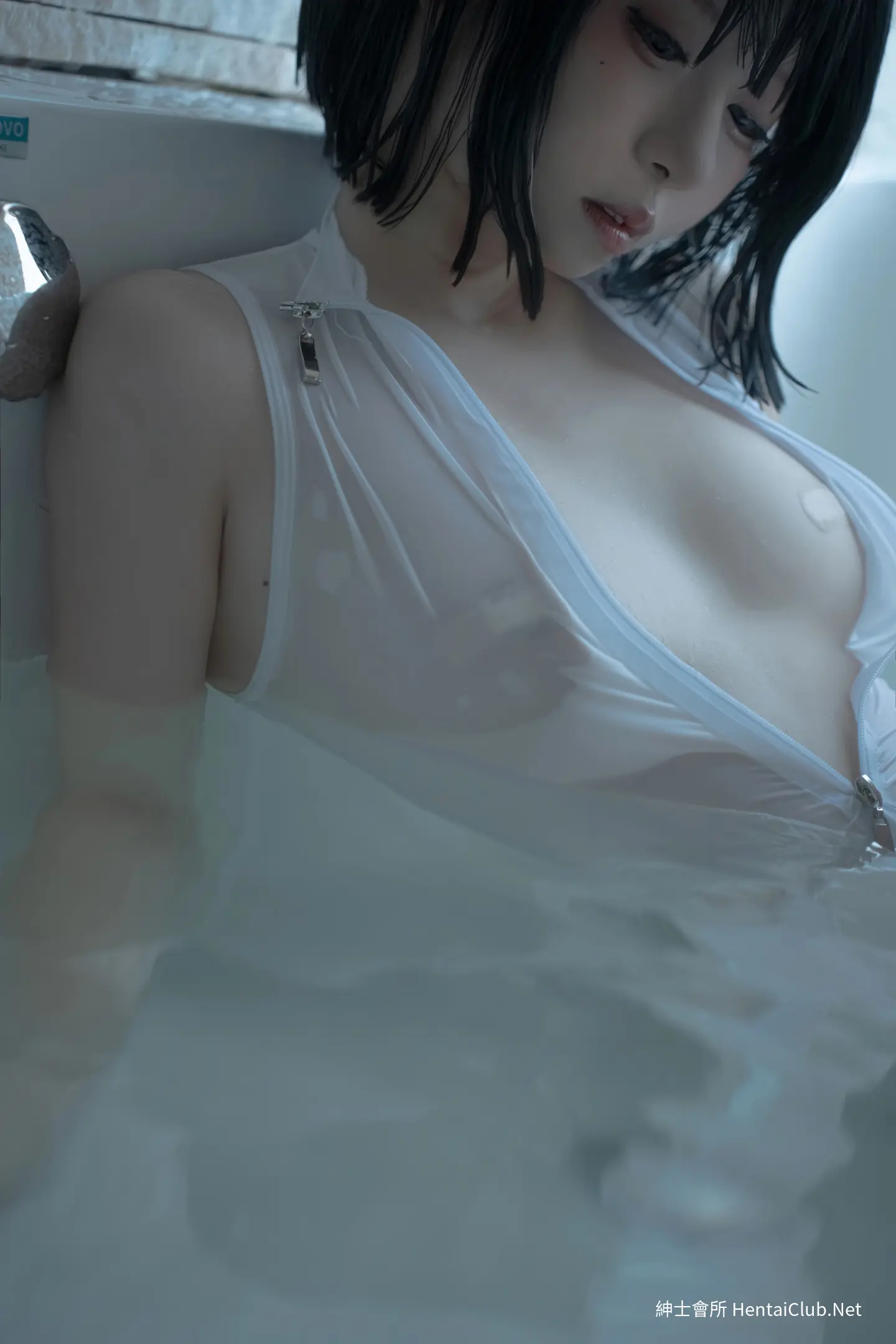 纸悦Etsuko 透明竞泳 41 纸悦Etsuko 透明竞泳