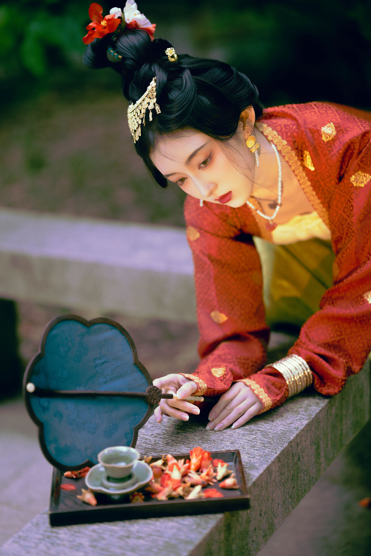 YiTuYu艺图语 Vol.9883 Yi Zhi Shu Zi Jun 18 YiTuYu艺图语 Vol.9883 Yi Zhi Shu Zi Jun