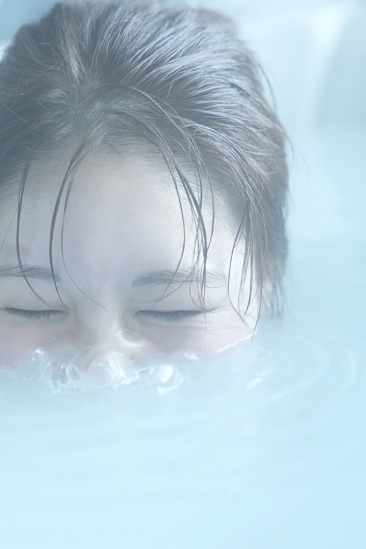 Chiyori Nakanishi 中西智代梨 – 写真集 「ちより日和」 Another Edition 12 Chiyori Nakanishi 中西智代梨 – 写真集 「ちより日和」 Another Edition