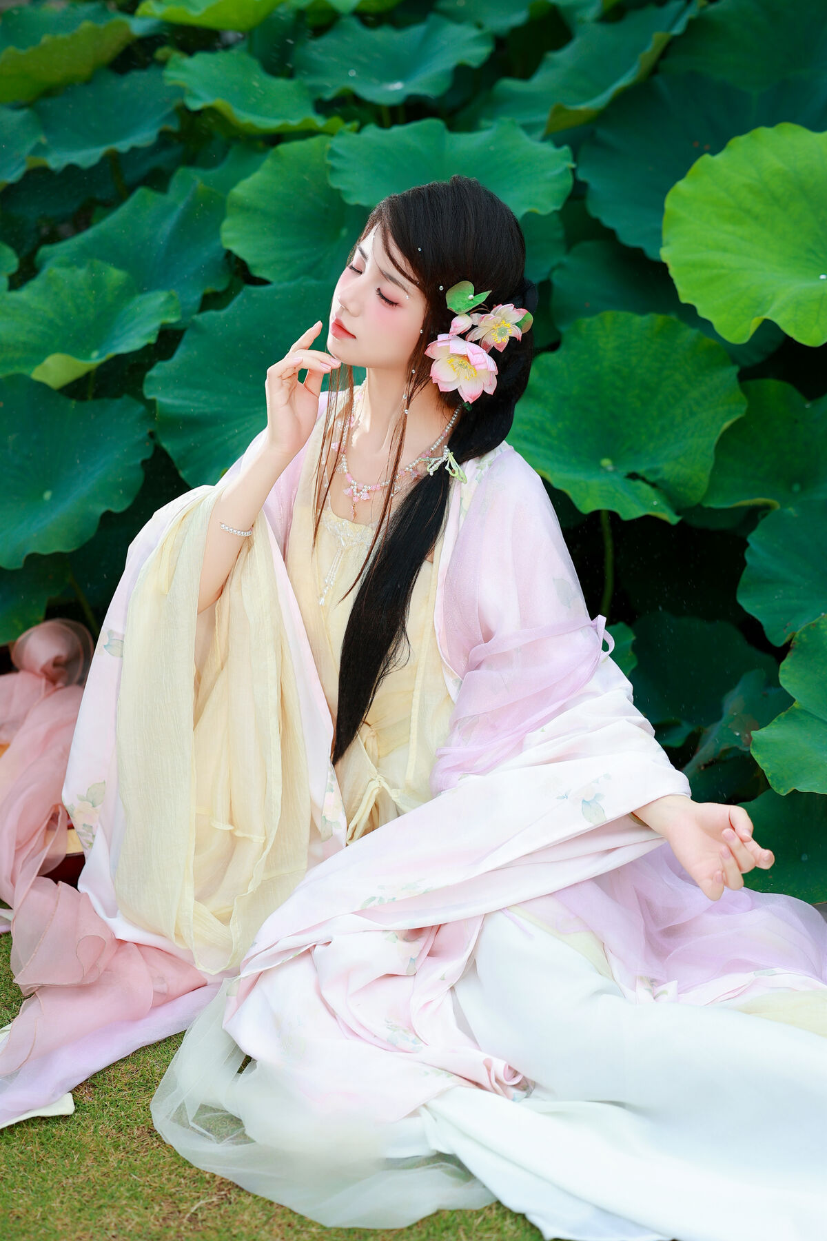 YiTuYu艺图语 Vol.9955 Xiao Du Tong Xue 36 YiTuYu艺图语 Vol.9955 Xiao Du Tong Xue