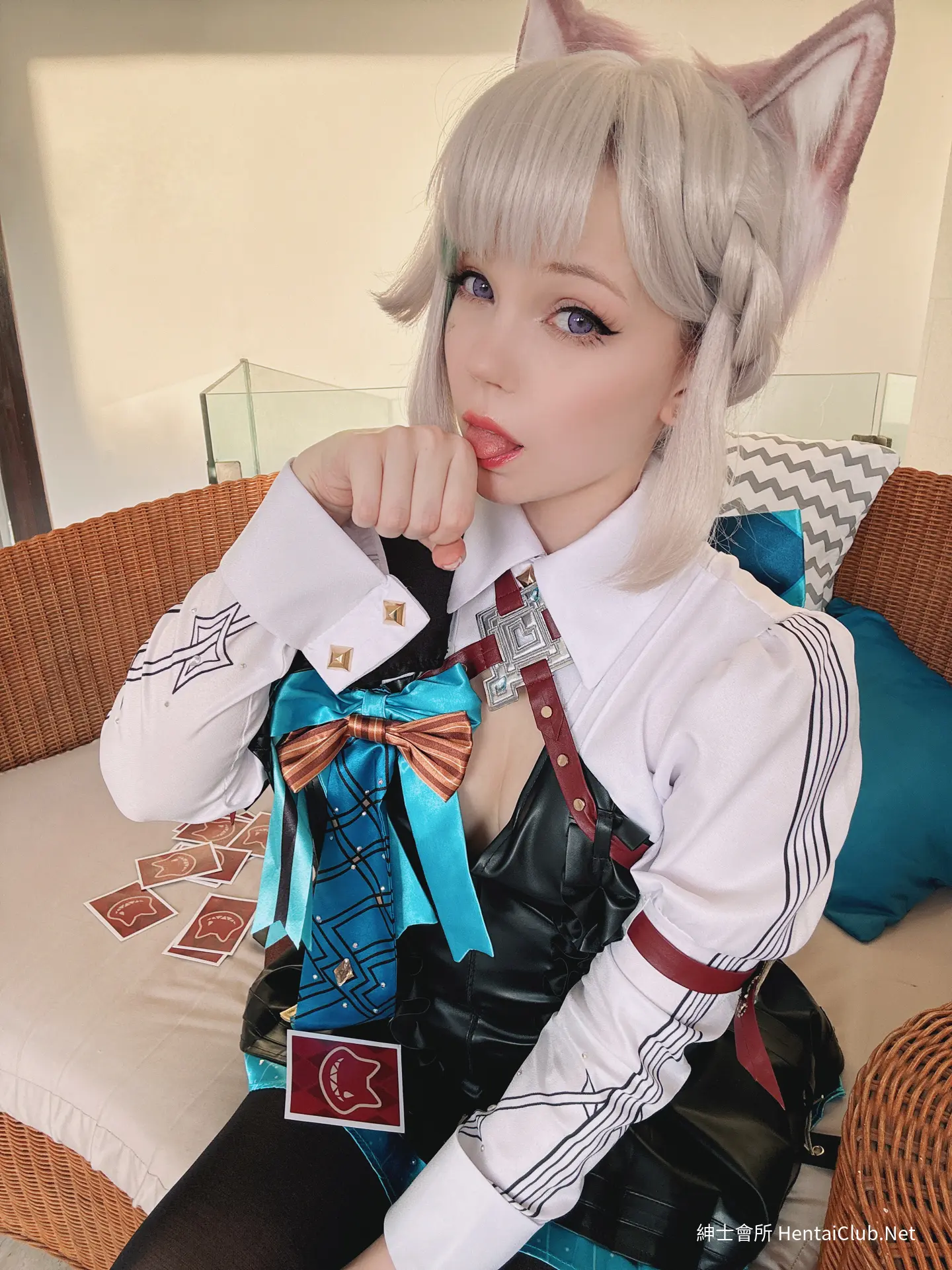 Caticornplay Lynette