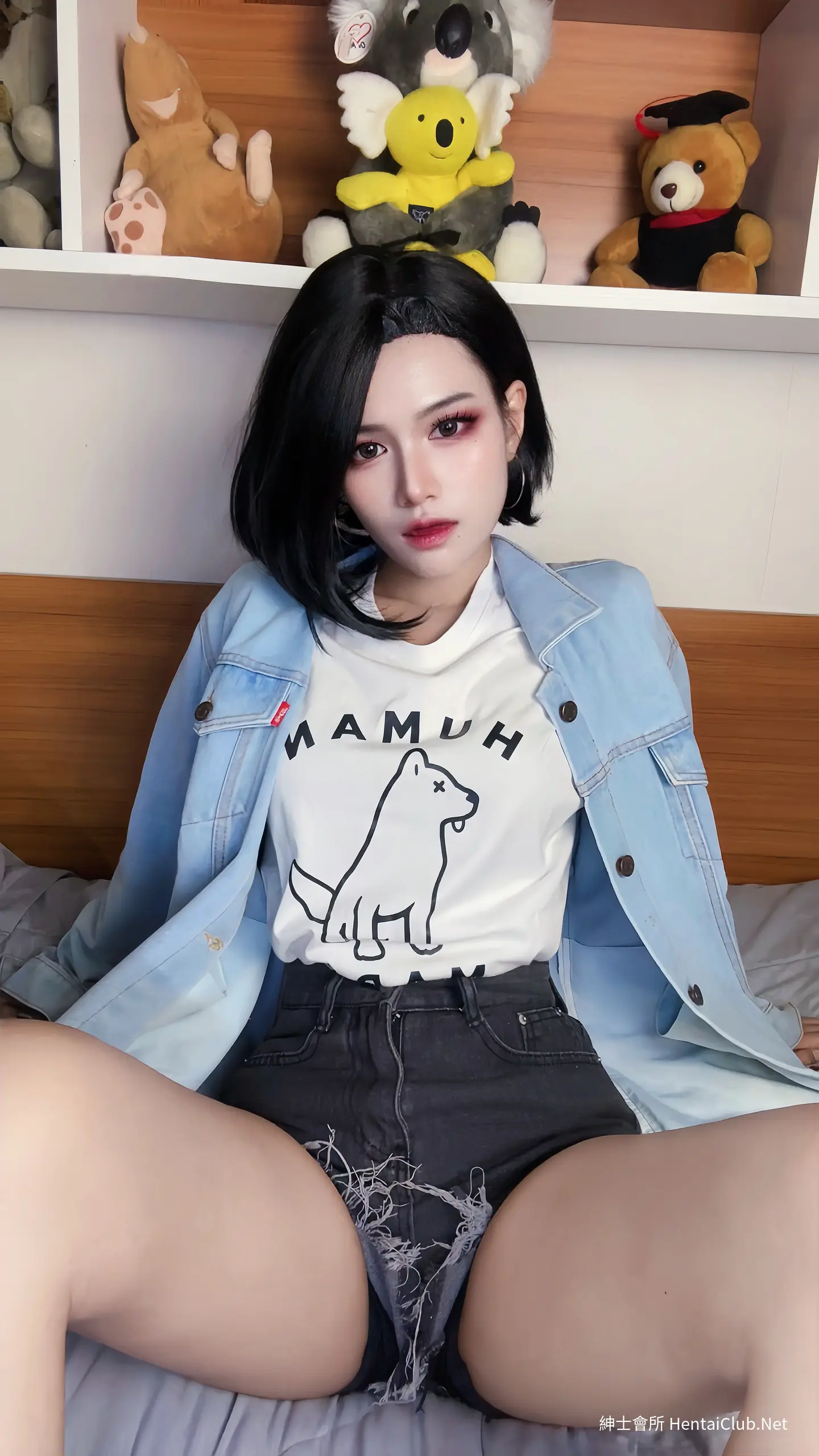 NicoShaffara Yumi Lee 24 NicoShaffara Yumi Lee