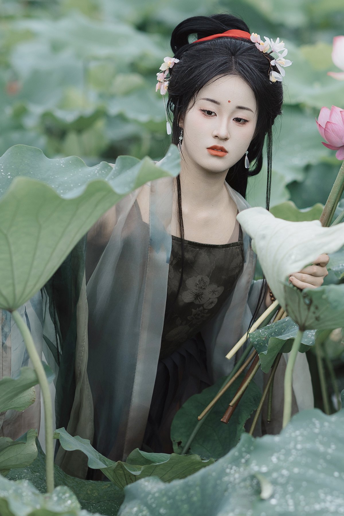 YiTuYu艺图语 Vol.9895 Yuan Di Diao Xian Qu Ye Nao 27 YiTuYu艺图语 Vol.9895 Yuan Di Diao Xian Qu Ye Nao