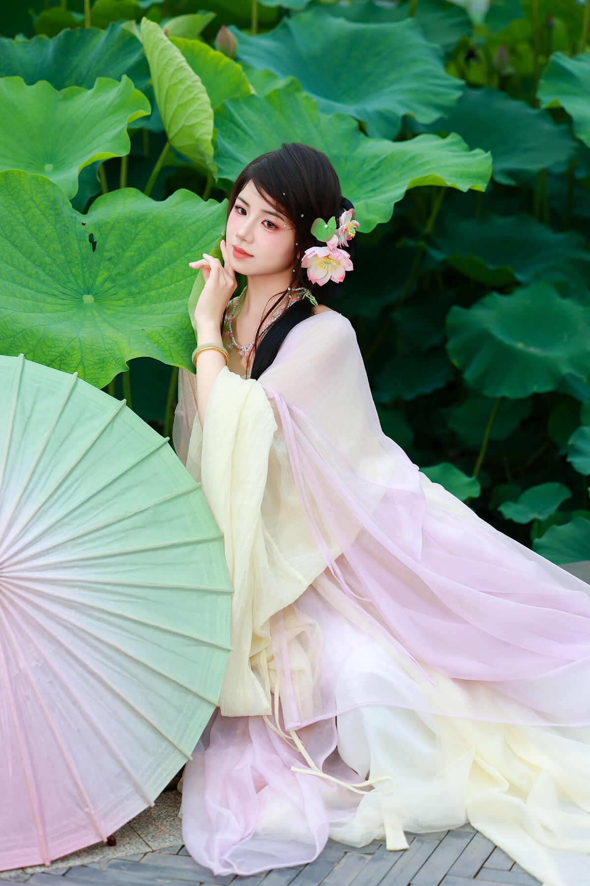 YiTuYu艺图语 Vol.9955 Xiao Du Tong Xue 39 YiTuYu艺图语 Vol.9955 Xiao Du Tong Xue