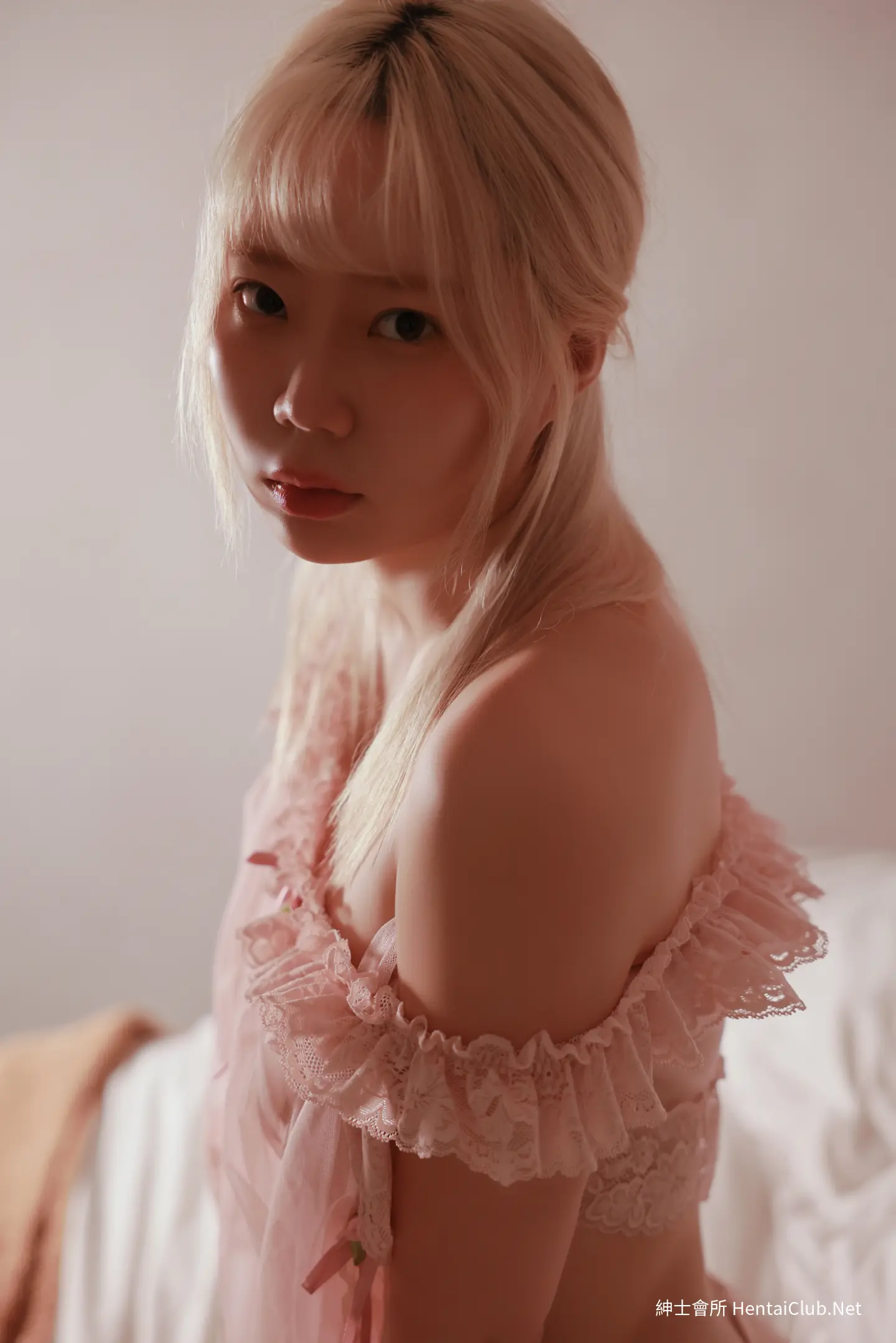MyuA 뮤아 SWEETBOX Black Swan 211 MyuA 뮤아 SWEETBOX Black Swan