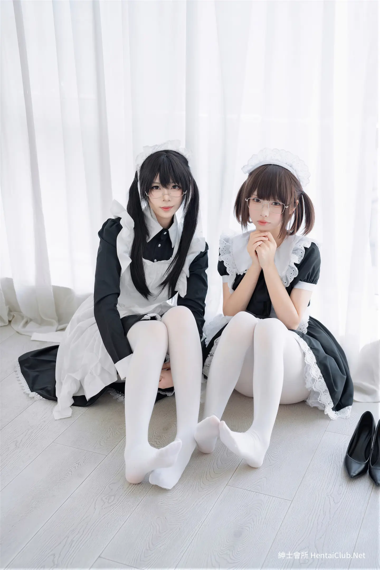 轩萧学姐 十万珍吱伏特 双人女仆 76 轩萧学姐 十万珍吱伏特 双人女仆