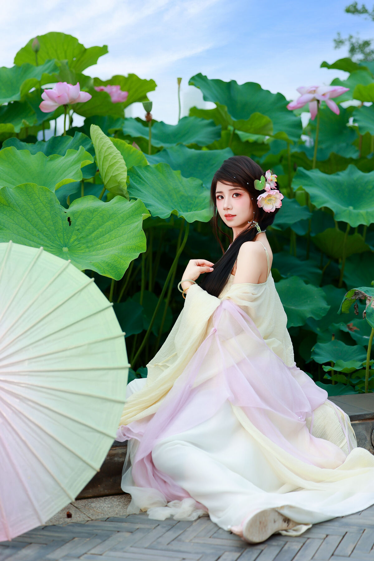 YiTuYu艺图语 Vol.9955 Xiao Du Tong Xue 43 YiTuYu艺图语 Vol.9955 Xiao Du Tong Xue