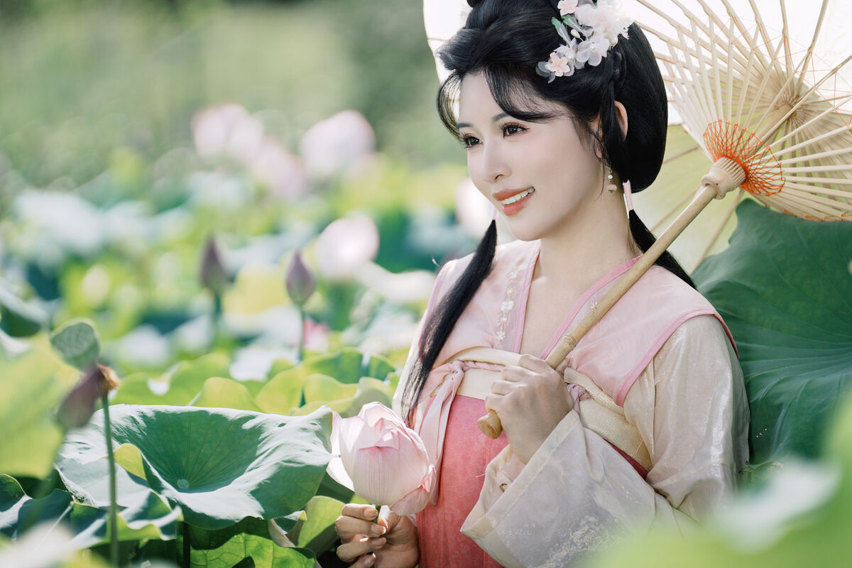YiTuYu艺图语 Vol.9944 Gui Hua Ya 18 YiTuYu艺图语 Vol.9944 Gui Hua Ya