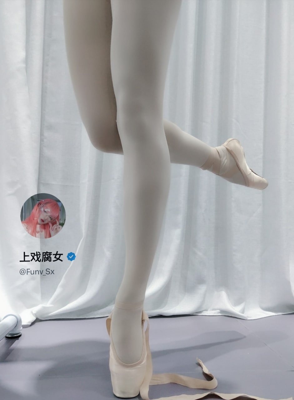 上戏腐女舞蹈专业写真 | 大尺度福利合集 73 上戏腐女舞蹈专业写真 | 大尺度福利合集