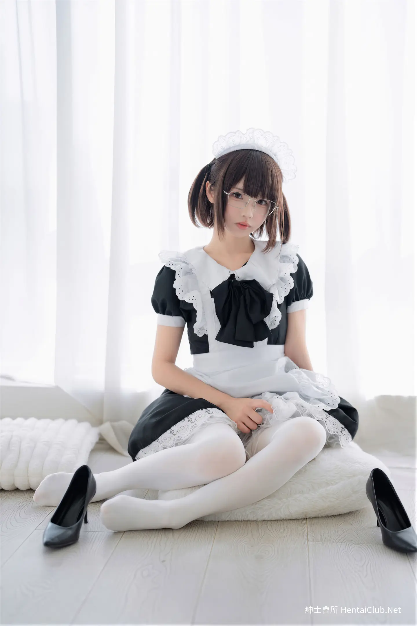 轩萧学姐 十万珍吱伏特 双人女仆 81 轩萧学姐 十万珍吱伏特 双人女仆