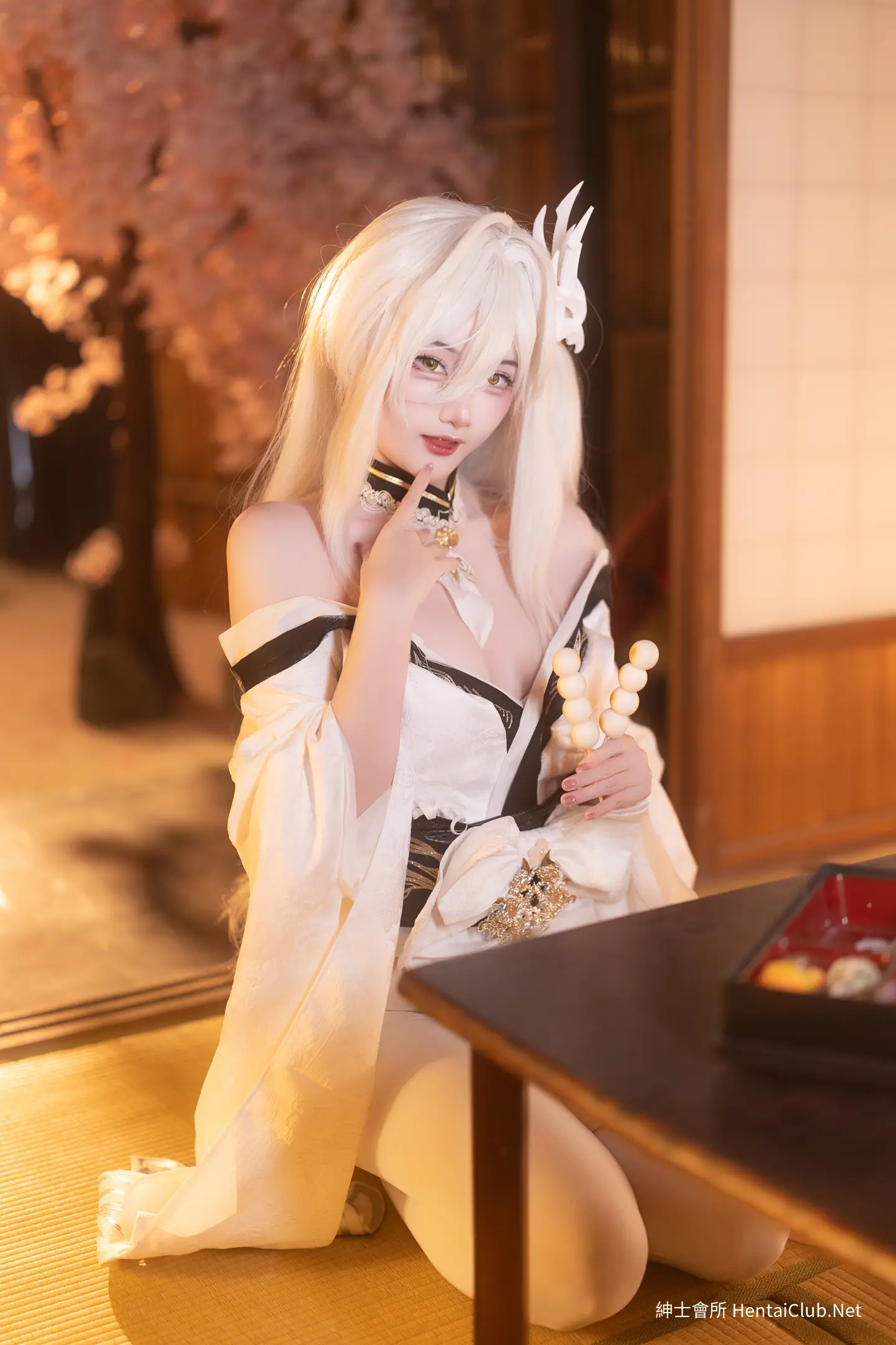XIAOYUKIKO 小鱼 Hakuhou 36 XIAOYUKIKO 小鱼 Hakuhou