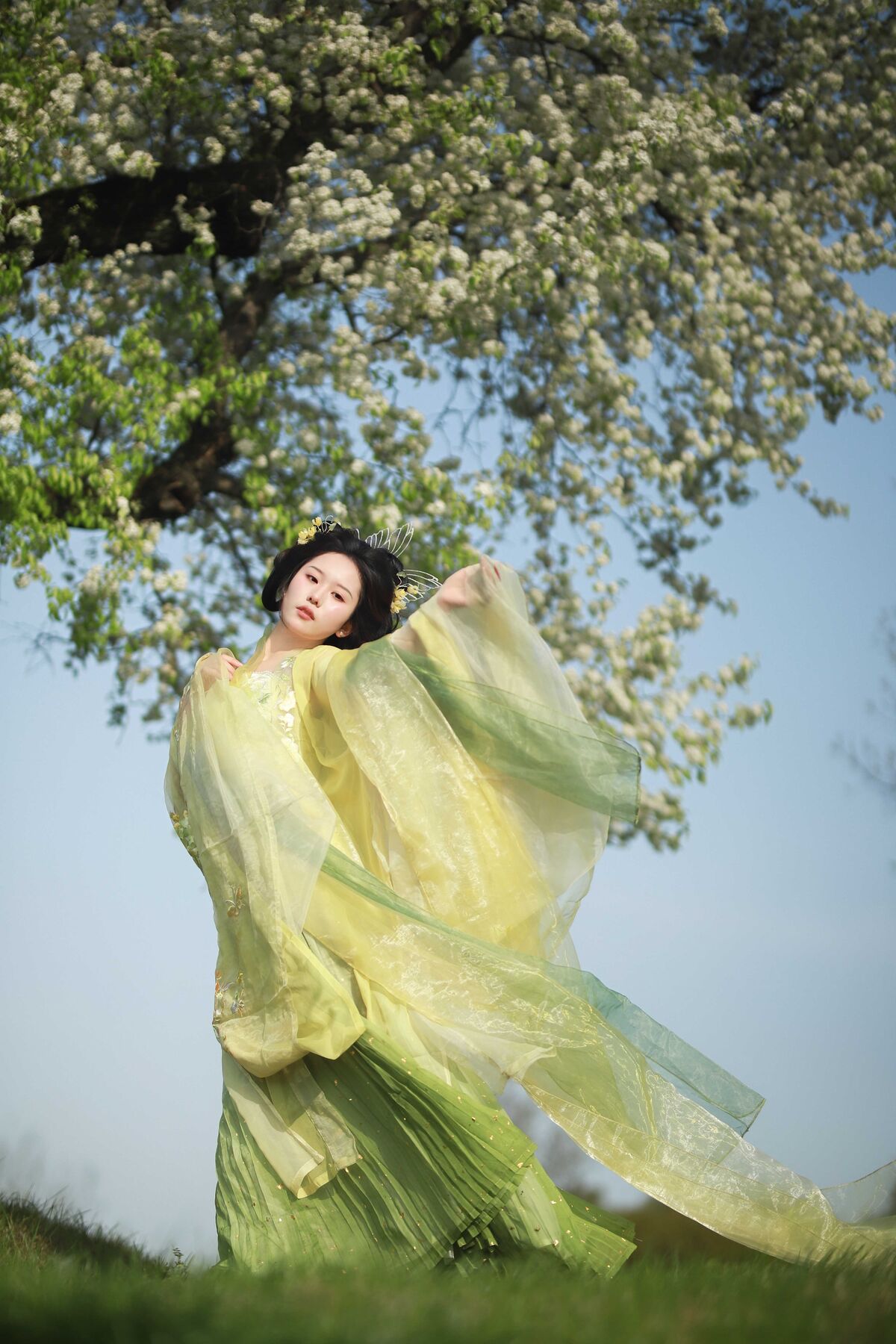 YiTuYu艺图语 Vol.9934 Han Han Ting 25 YiTuYu艺图语 Vol.9934 Han Han Ting