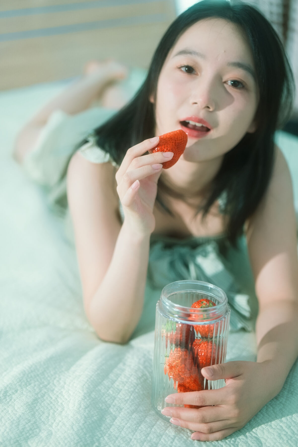 YiTuYu艺图语 Vol.9932 Kiri Kiri 13 YiTuYu艺图语 Vol.9932 Kiri Kiri