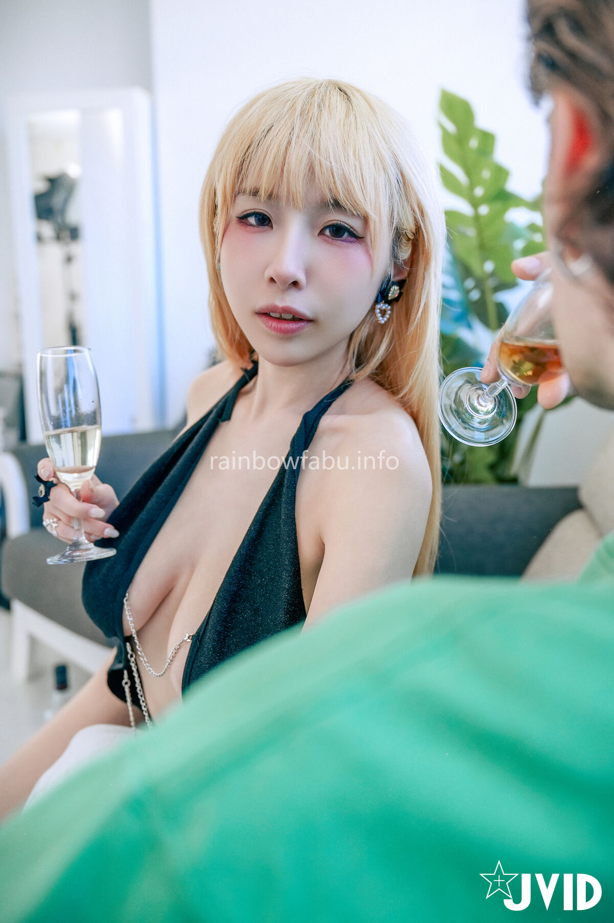 Li Fei Er 黎菲兒 - 調教性感巨乳小母狗 前一晚去夜店 就偷帶男人回家 酒後SM被調教成小母狗 色慾滿滿の性奴養成計劃 Part01 52 Li Fei Er 黎菲兒 - 調教性感巨乳小母狗 前一晚去夜店 就偷帶男人回家 酒後SM被調教成小母狗 色慾滿滿の性奴養成計劃 Part01