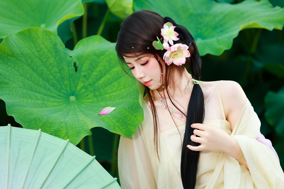 YiTuYu艺图语 Vol.9955 Xiao Du Tong Xue 49 YiTuYu艺图语 Vol.9955 Xiao Du Tong Xue