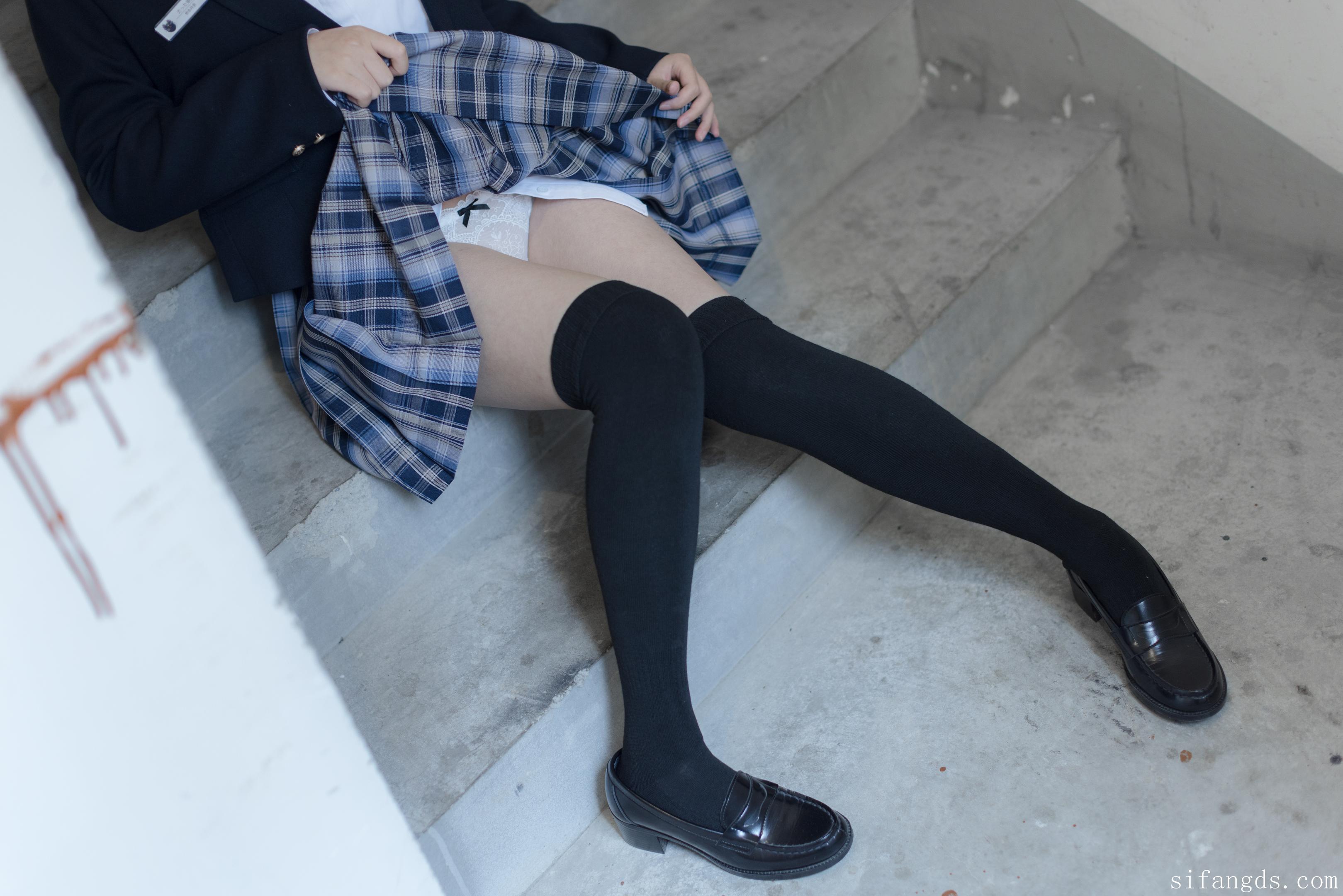 森萝财团:小安 - R18定制 JK制服浴缸 85 森萝财团:小安 - R18定制 JK制服浴缸