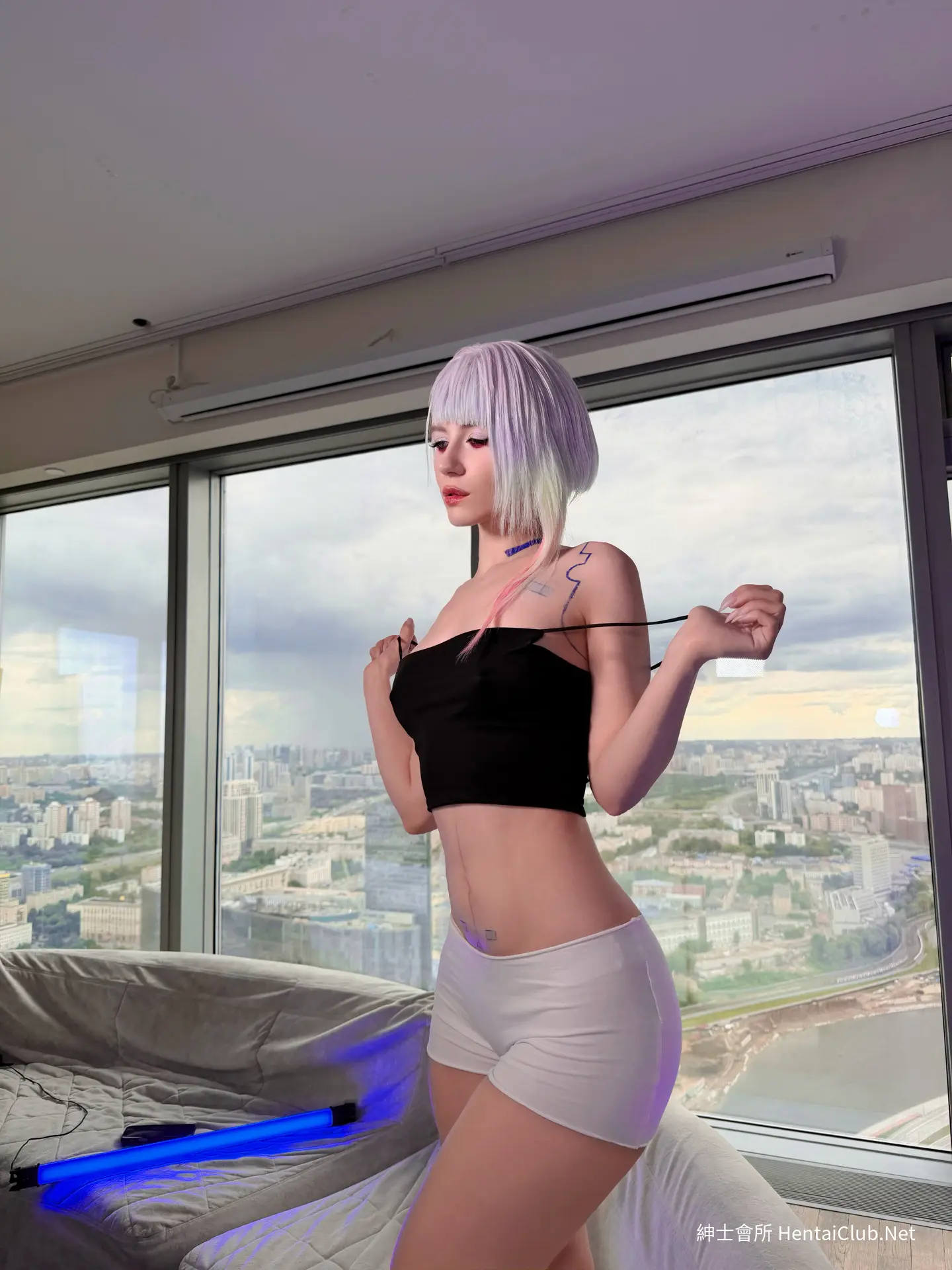 MikAllen Lucy 61 MikAllen Lucy