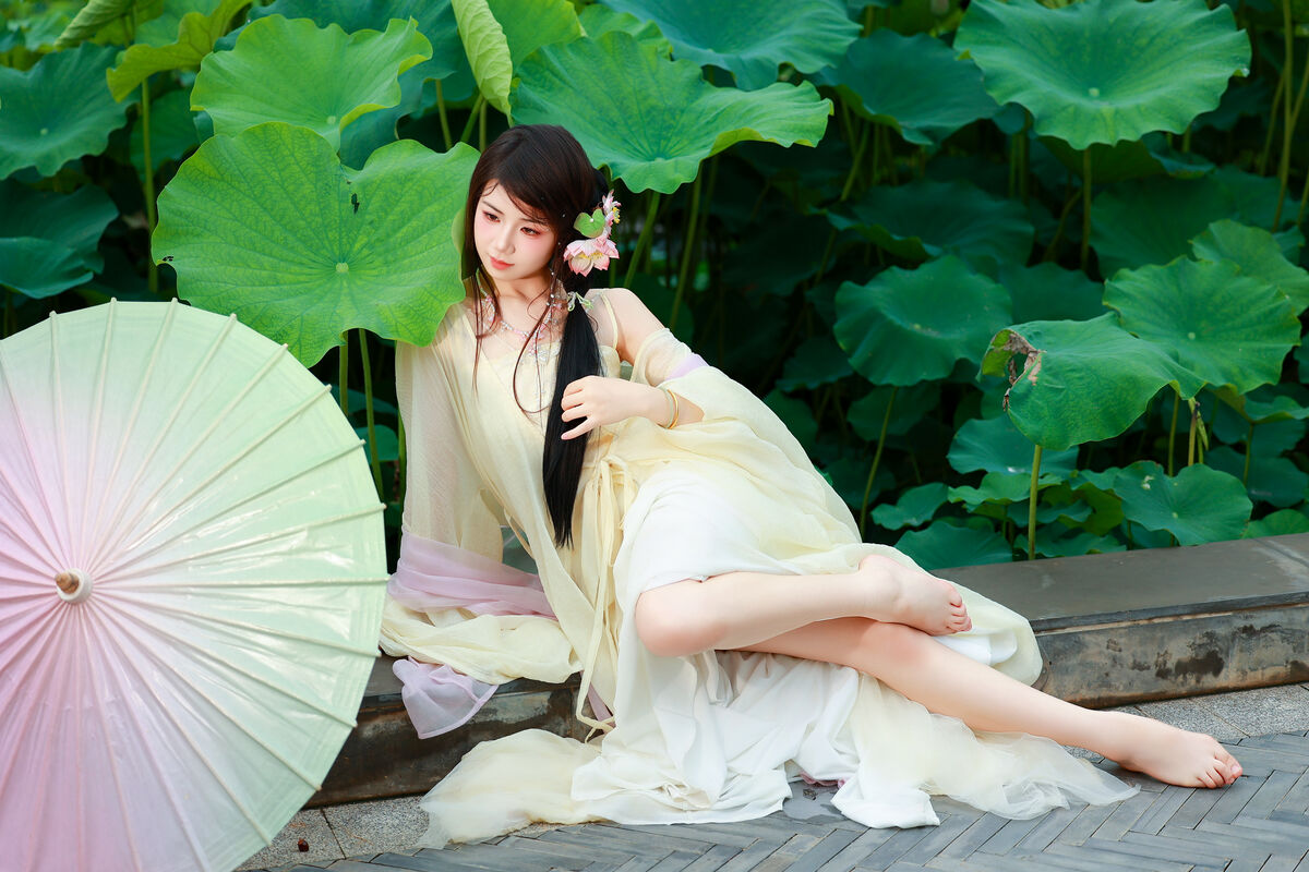 YiTuYu艺图语 Vol.9955 Xiao Du Tong Xue 52 YiTuYu艺图语 Vol.9955 Xiao Du Tong Xue